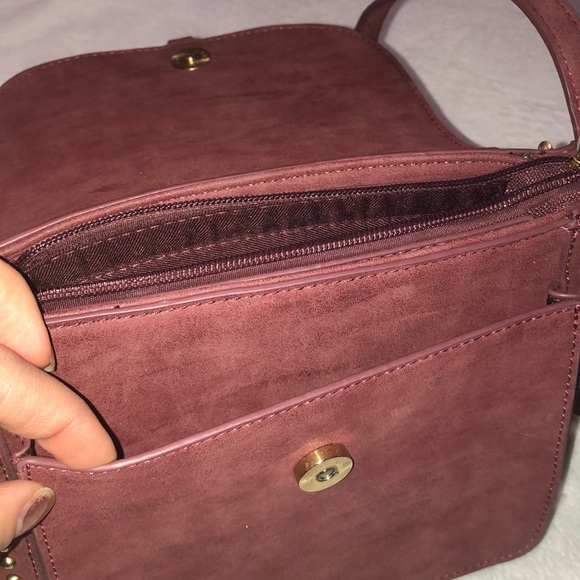 Francesca’s Burgundy Studded Tassel Purse - Picture 4 of 8